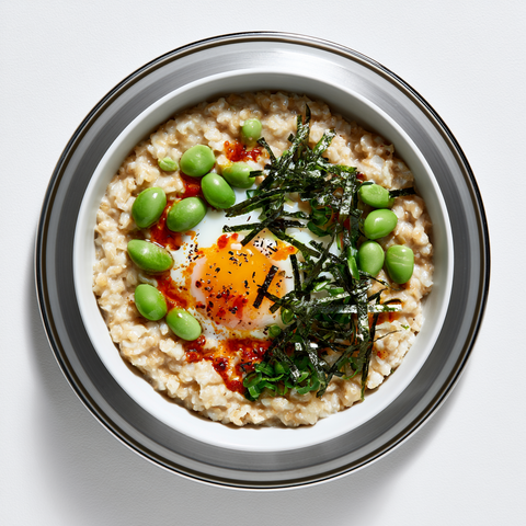 Savory Oat Porridge mit Miso & Ei